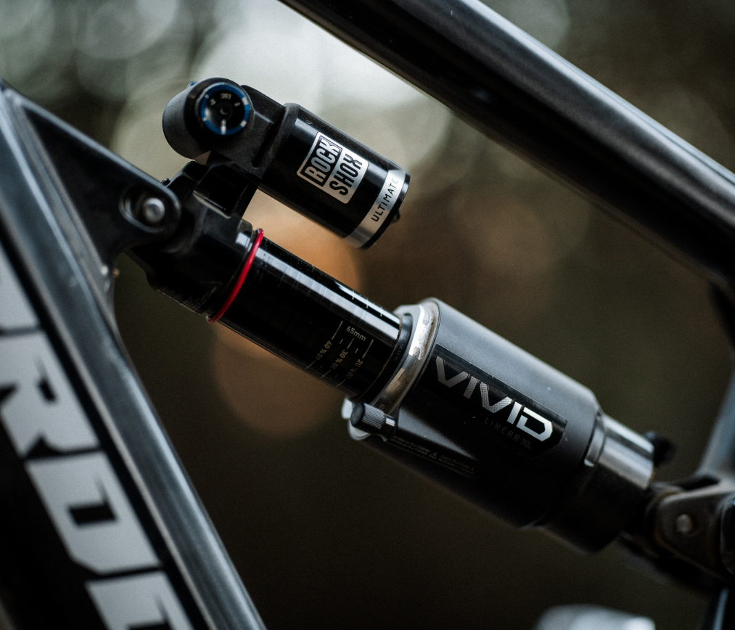 RockShox Vivid リアサスペンション本体のみ　9.5×3 RockShox Vivid Ultimate RC2T Rear Shock - Beachwood Bicycle