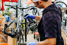 Load image into Gallery viewer, Stans Biobased Bike Wash - 1L - The Lost Co. - Stans No Tubes - LC0007 - 847746066156 - 