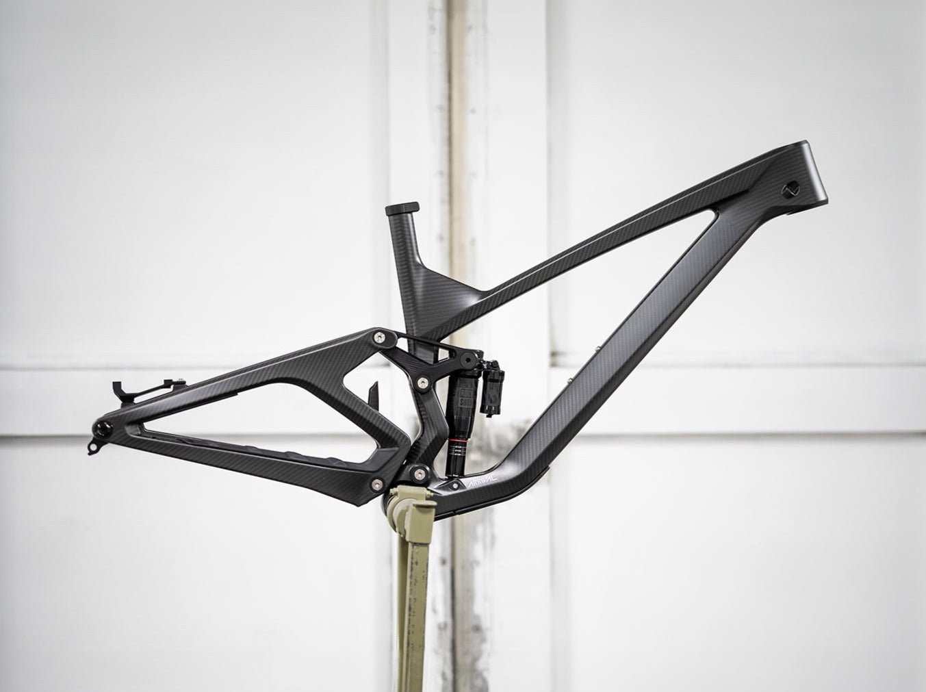 パーツ We Are One Arrival Enduro Frame (Large) We Are One Arrival Frame - UDH - 152mm Travel – The Lost Co.