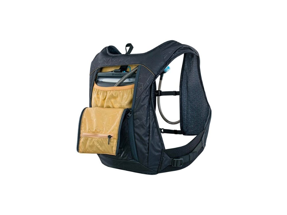 EVOC Hydro Pro 3 Hydration Bag w/ 1.5L Water Bladder - Black – The