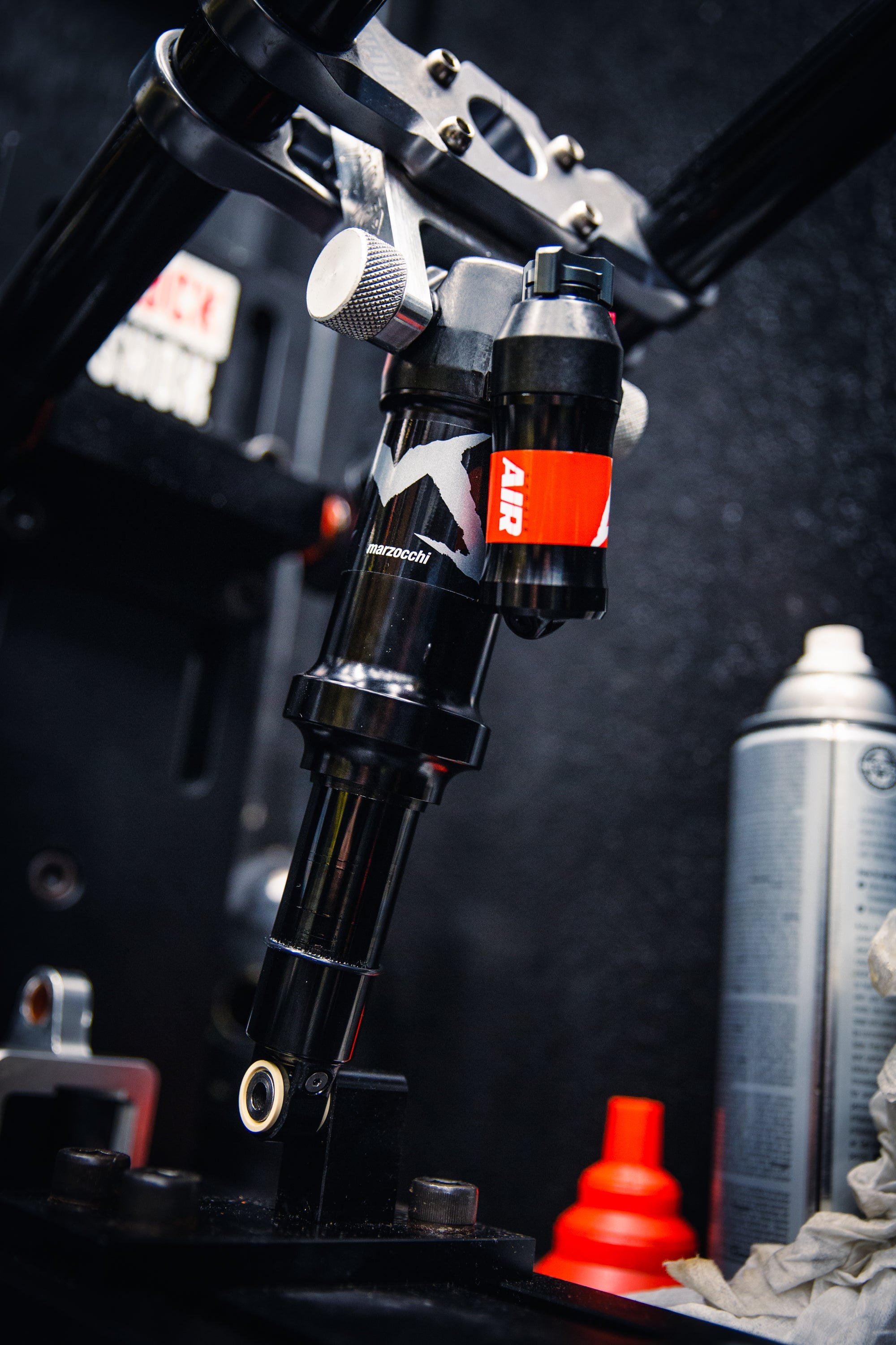Marzocchi Bomber Air: Performance Suspension for All Bikes – The
