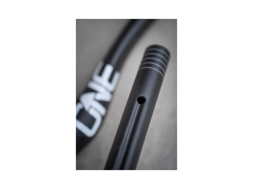 OneUp Components E-Bar Carbon Handlebar - 35mm Rise - 35mm