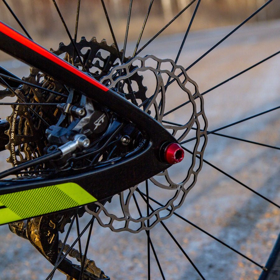 Wolf Tooth 12mm Rear Thru Axle Axle Cap Red